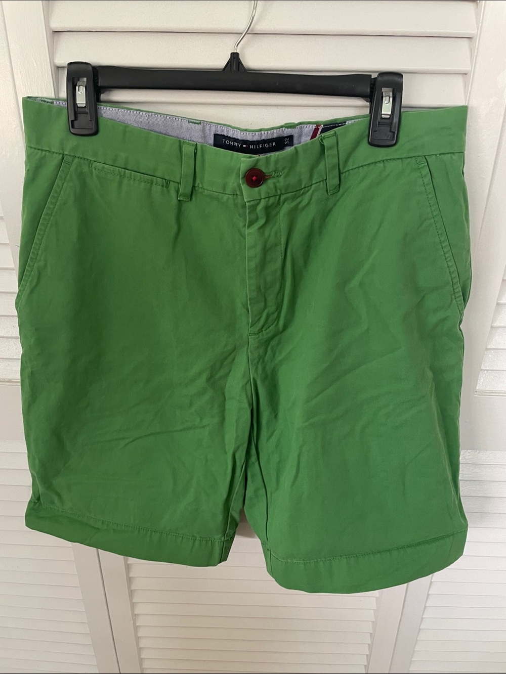 Tommy Hilfiger Men's Bright Green Flat-Front Chino Shorts